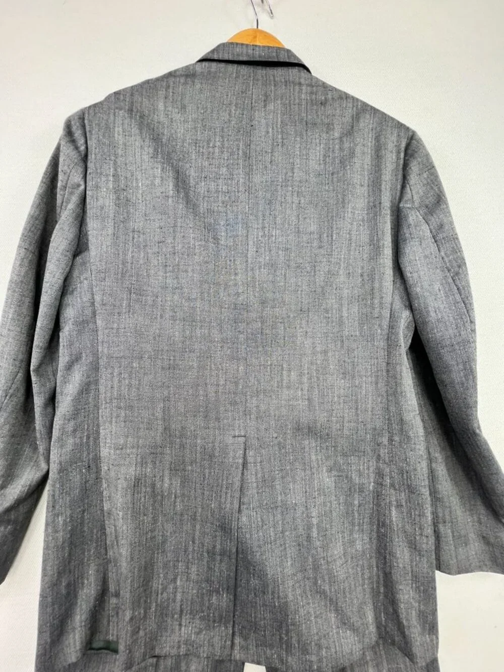 Parkworth Clothes Men's Two-Piece Suit 2 Button Blazer Pleated Pants Sz 42L Gray